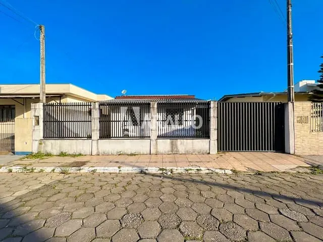 Casa com 269m² 4 quartos e 2 banheiros, à venda, no bairro Cordeiros em Itajaí
