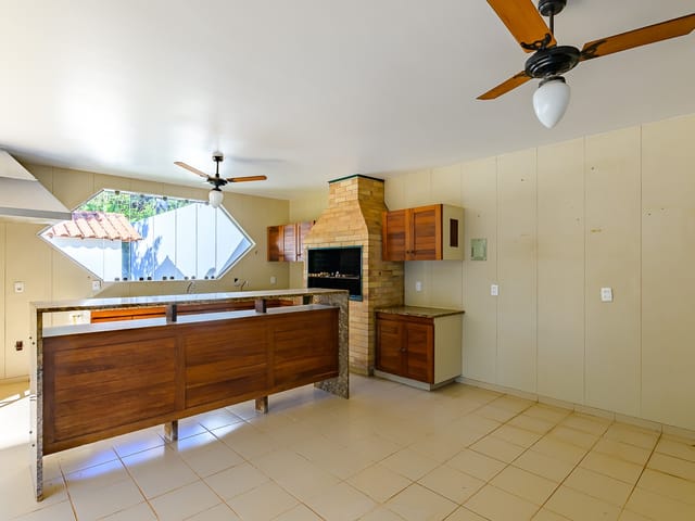 Casa 5 quartos e 7 banheiros, para alugar, no bairro Setor de Habitações Individuais Sul em Brasília