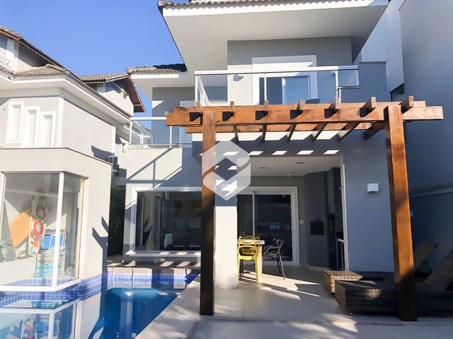 Casa com 290m² 4 quartos e 6 banheiros, à venda, no bairro Recreio dos Bandeirantes em Rio de Janeiro