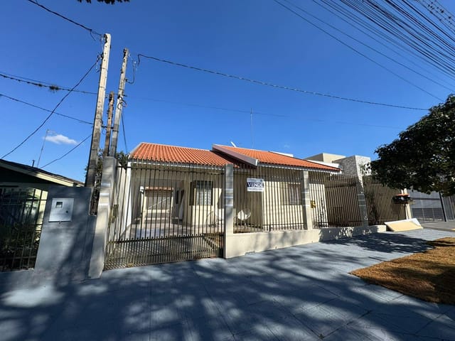 Foto do Casa - Casa à Venda no Jardim da Glória – 3 Quartos, Suíte, Quintal Amplo e Edícula com Cozinha Planejada | Benites & Gonzaga Imóveis