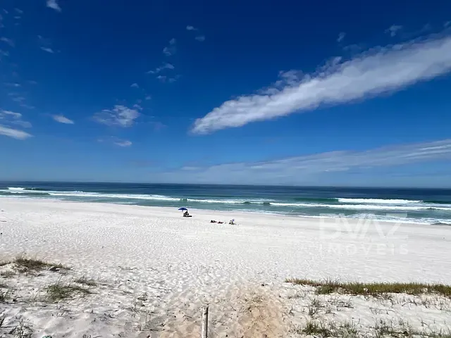 Casa 3 quartos e 4 banheiros, à venda, no bairro Figueira em Arraial do Cabo