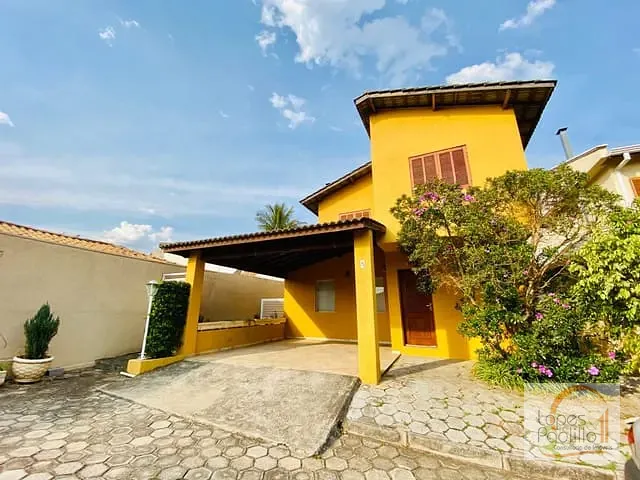 Casa com 225m² 3 quartos e 2 banheiros, à venda, no bairro Jardim das Flores em Atibaia