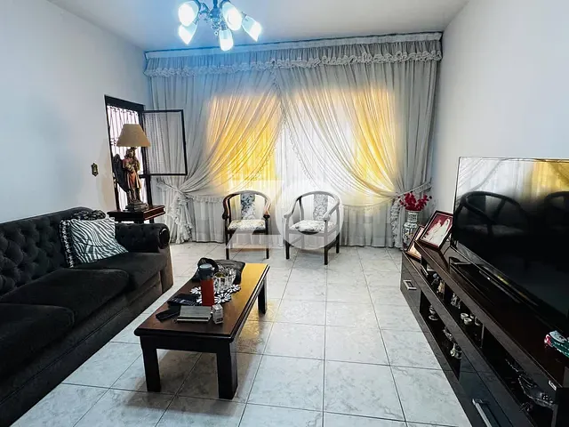 Casa com 450m² 3 quartos e 2 banheiros, à venda, no bairro Vila Souto em Bauru