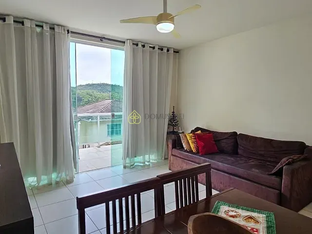 Casa com 80m² 2 quartos e 2 banheiros, à venda, no bairro Penedo em Itatiaia