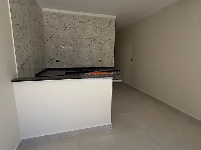 Casa 2 quartos e 1 banheiro, à venda, no bairro Jardim Santa Marta em Sorocaba