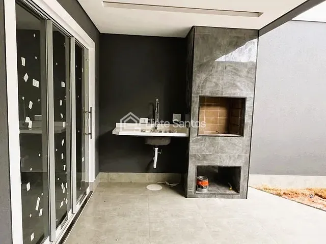 Casa com 150m² 2 quartos e 2 banheiros, à venda, no bairro Jardim Brasilia em Americana