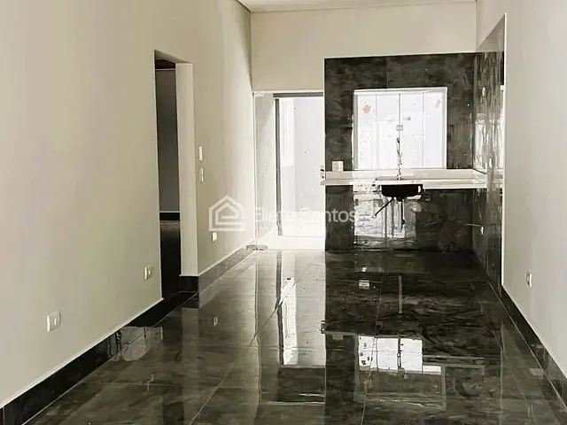 Casa com 150m² 2 quartos e 2 banheiros, à venda, no bairro Jardim Brasilia em Americana