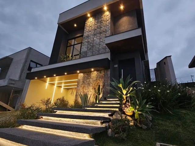 Casa com 330m² 3 quartos e 4 banheiros, à venda, no bairro Loteamento Terras Alpha São José dos Campos em São José dos Campos