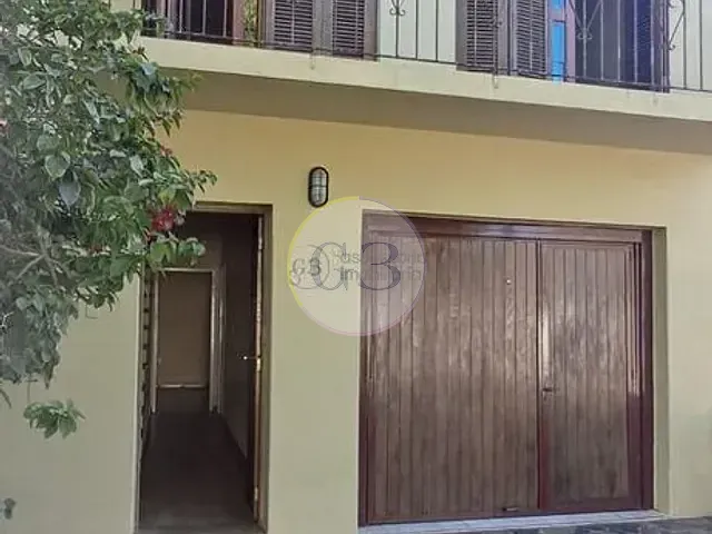 Casa 4 quartos e 3 banheiros, para alugar, no bairro Três Vendas em Pelotas