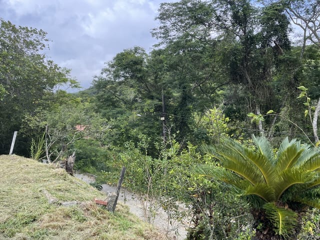 Casa 1 quarto e 1 banheiro, à venda, no bairro Rio do Ouro em Niterói