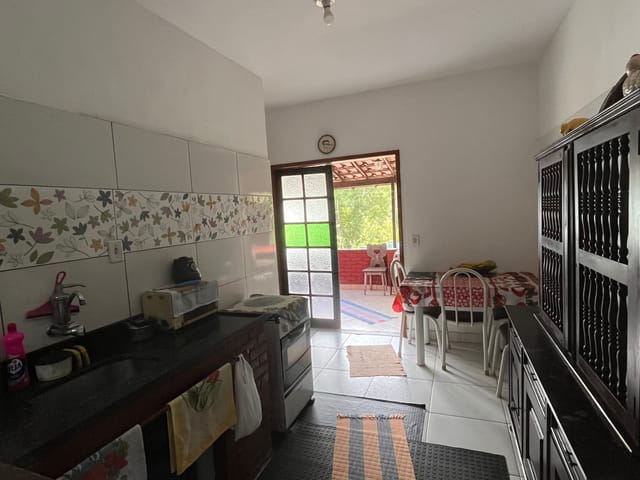 Casa 1 quarto e 1 banheiro, à venda, no bairro Rio do Ouro em Niterói