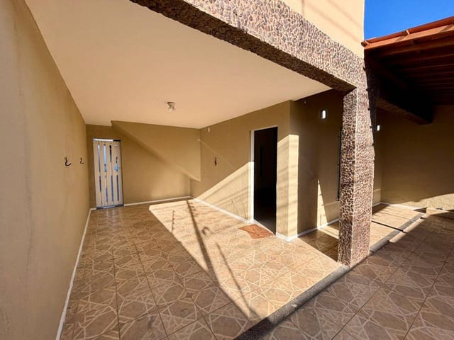 Casa com 280m² 5 quartos e 3 banheiros, à venda, no bairro Atalaia em Aracaju