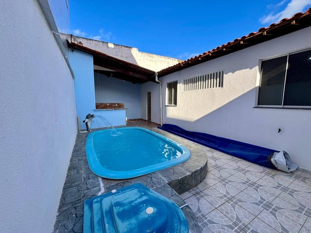 Casa com 280m² 5 quartos e 3 banheiros, à venda, no bairro Atalaia em Aracaju