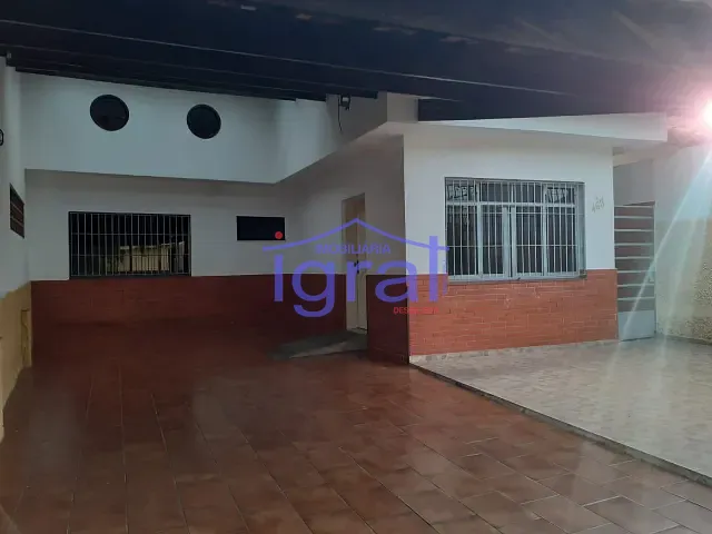 Casa 4 quartos e 3 banheiros, à venda, no bairro Bosque da Saúde em São Paulo