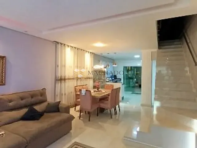 Casa com 150m² 3 quartos e 4 banheiros, à venda, no bairro Chácara Jaguari (Fazendinha) em Santana de Parnaíba