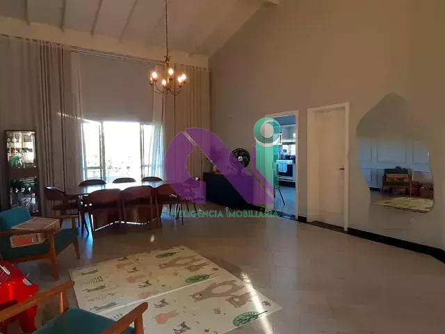 Casa com 269m² 4 quartos e 5 banheiros, à venda, no bairro City Bussocaba em Osasco