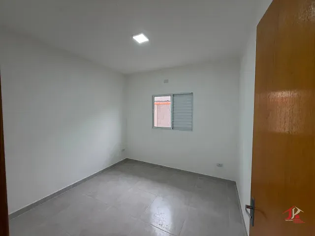 Casa 2 quartos e 2 banheiros, à venda, no bairro Nossa Senhora do Sion em Itanhaém