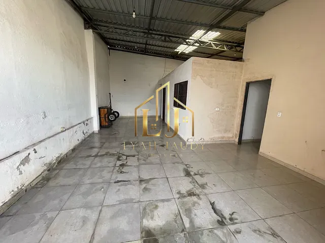 Galpão / Barracão com 400m², à venda, no bairro Jardim Leblon em Cuiabá