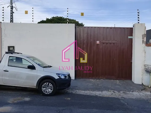 Galpão / Barracão com 400m², à venda, no bairro Jardim Leblon em Cuiabá