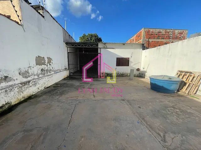 Galpão / Barracão com 400m², à venda, no bairro Jardim Leblon em Cuiabá