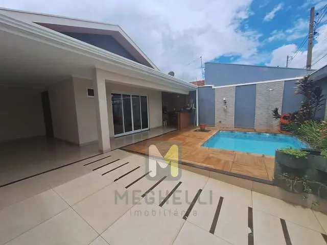Casa com 250m² 3 quartos e 2 banheiros, à venda, no bairro Jardim Boa Vista em Serrana