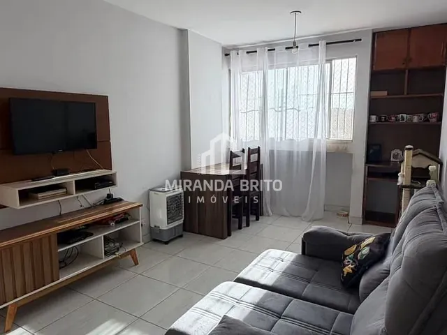 Casa 3 quartos e 3 banheiros, à venda, no bairro Setor Central em Goiânia