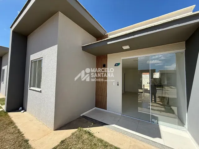 Casa 3 quartos e 2 banheiros, para alugar, no bairro Universidade em Vitória da Conquista
