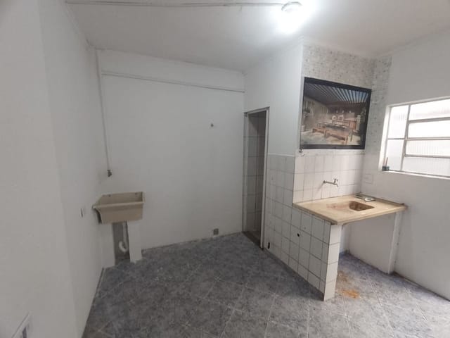 Casa com 100m², para alugar, no bairro Vila Oratório em São Paulo