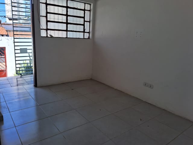 Foto do Casa - Casa para venda e locação, 173m²,  2 Quartos, 1 sala, 1 cozinha, 1 banheiro, edícula e quintal, Campo Belo, São Paulo - SP | Paulista Imóveis