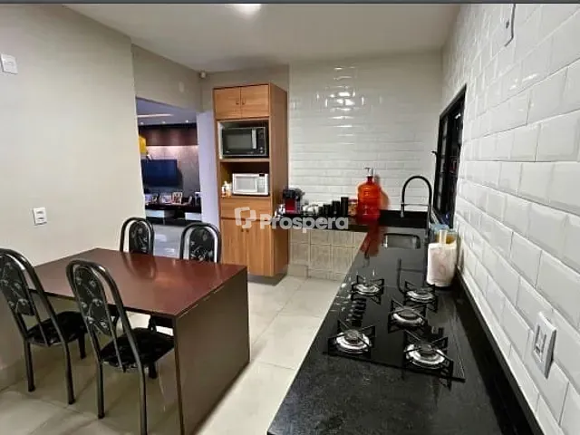 Casa com 260m² 3 quartos e 3 banheiros, à venda, no bairro Jardim América em Goiânia