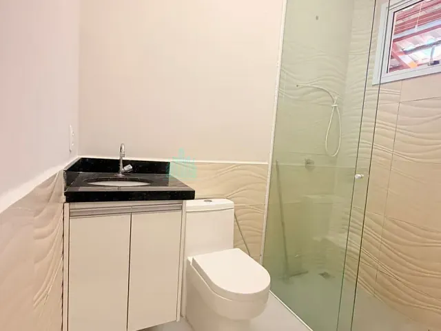 Casa 3 quartos e 3 banheiros, à venda, no bairro Vila União em Catalão