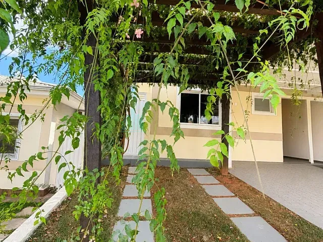Casa 3 quartos e 3 banheiros, à venda, no bairro Vila União em Catalão