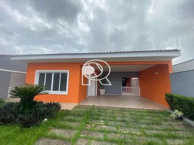 Casa com 202m² 3 quartos e 1 banheiro, à venda, no bairro Vila Robeirópolis em Registro