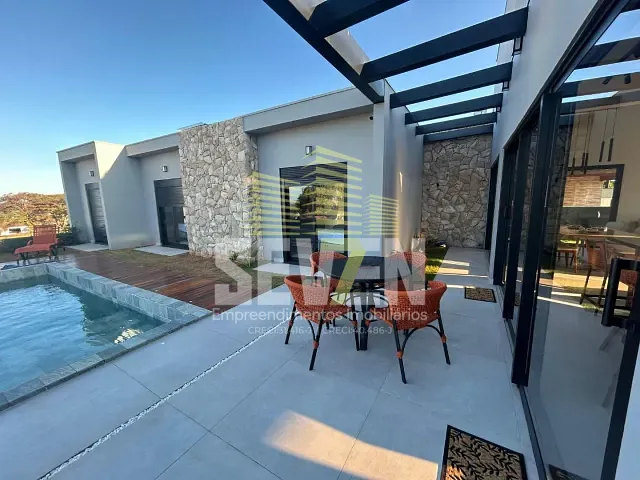 Casa com 445m² 3 quartos e 4 banheiros, à venda, no bairro Santa Crsitina XIII em Paranapanema