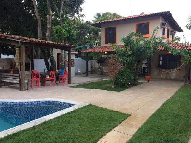 Foto do Casa - Casa à venda com 260m², 5 dormitórios, sendo 3 suítes, área de lazer com piscina, Ponta de Serrambi, Ipojuca, PE. | Tânia Macêdo Imóveis