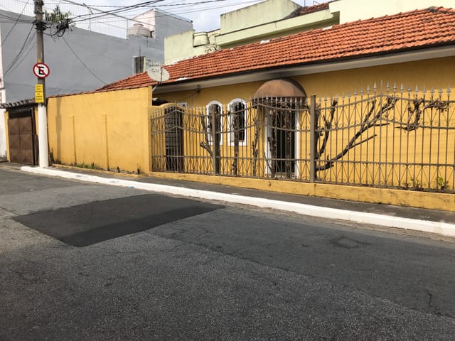 Foto do Casa - CASA  DE ESQUINA PARA LOCAÇÃO NA VILA GOMES CARDIM, COM ENTRADAS PARA DUAS RUAS, AMBAS RESIDENCIAIS E MUITO TRANQUILAS,  NUMA TRAVESSA DA RUA CANTAGALO. | Unique Imóveis