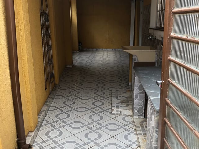 Foto do Casa - CASA  DE ESQUINA PARA LOCAÇÃO NA VILA GOMES CARDIM, COM ENTRADAS PARA DUAS RUAS, AMBAS RESIDENCIAIS E MUITO TRANQUILAS,  NUMA TRAVESSA DA RUA CANTAGALO. | Unique Imóveis