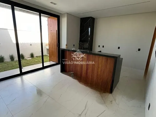 Casa com 203m² 3 quartos e 1 banheiro, à venda, no bairro Residencial Paris em Sinop