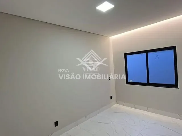 Casa com 203m² 3 quartos e 1 banheiro, à venda, no bairro Residencial Paris em Sinop