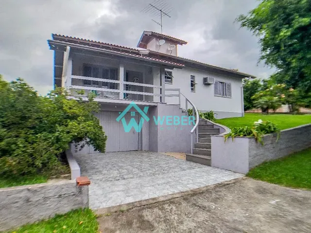Casa 3 quartos e 2 banheiros, à venda, no bairro Boa Saúde em Novo Hamburgo