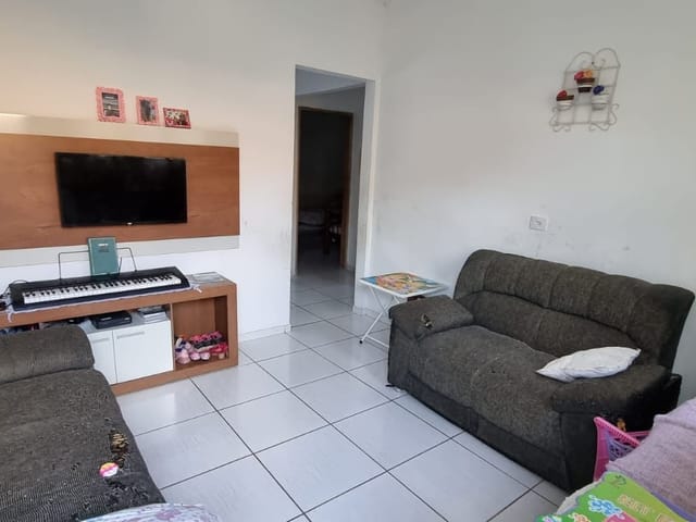 Casa com 200m² 2 quartos e 2 banheiros, à venda, no bairro Jardim Recanto dos Pássaros em São João da Boa Vista