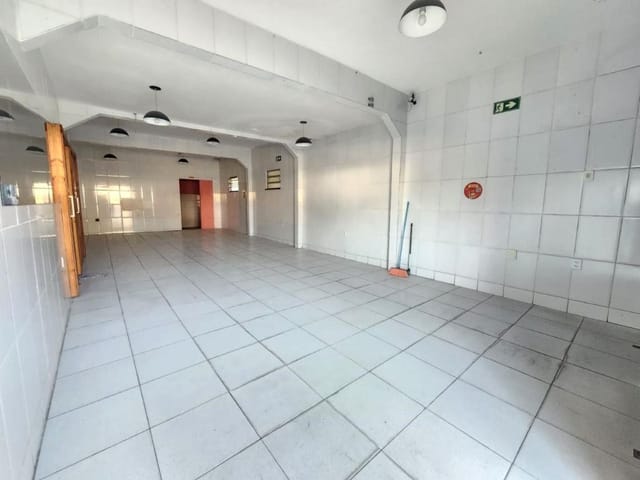 Casa com 147m², para alugar, no bairro Centro em Barra dos Coqueiros