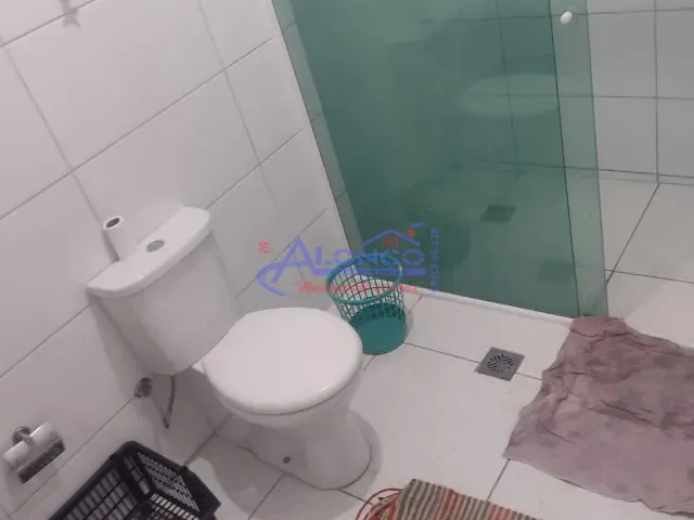 Casa com 250m² 3 quartos e 2 banheiros, à venda, no bairro Poiares em Caraguatatuba