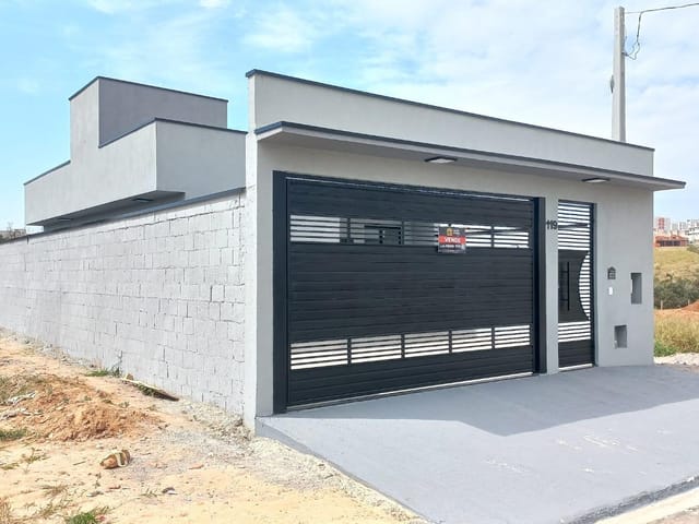 Casa com 150m² 2 quartos e 2 banheiros, à venda, no bairro Vila dos Canários em Indaiatuba