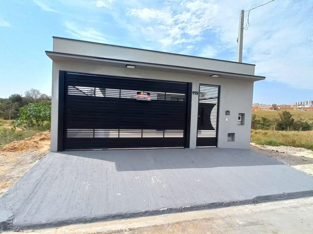 Casa com 150m² 2 quartos e 2 banheiros, à venda, no bairro Vila dos Canários em Indaiatuba