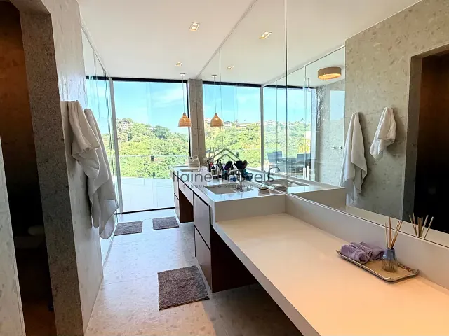 Casa com 750m² 5 quartos e 7 banheiros, à venda, no bairro Joá em Rio de Janeiro