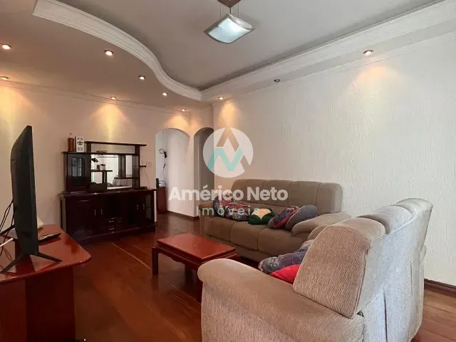 Casa 4 quartos e 2 banheiros, à venda, no bairro Osvaldo Cruz em São Caetano do Sul