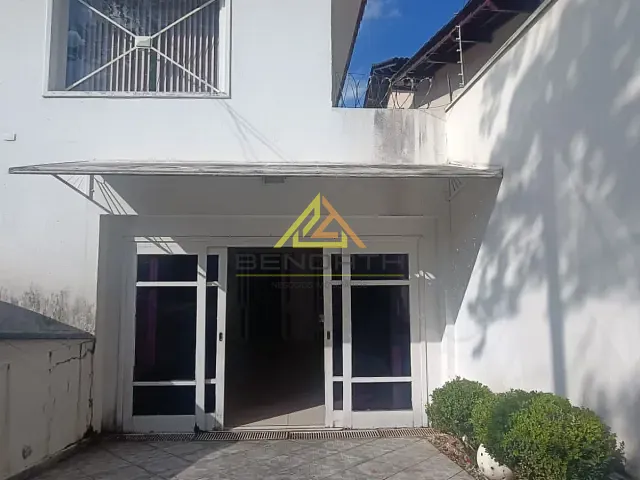 Casa com 285m² 4 quartos e 4 banheiros, à venda, no bairro Tremembe em São Paulo