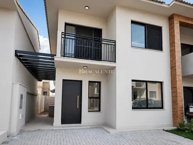 Casa com 150m² 3 quartos e 3 banheiros, à venda, no bairro Jardim Santa Helena em Valinhos