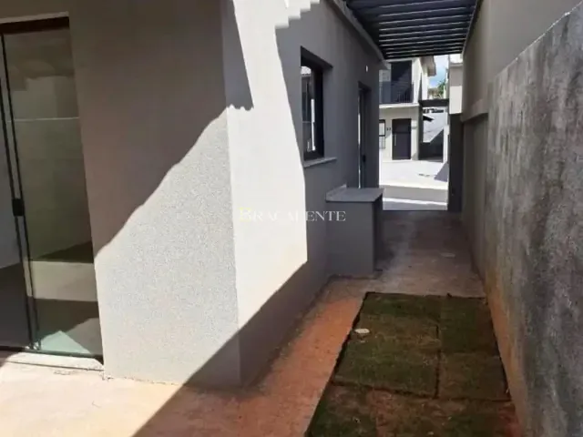 Casa com 150m² 3 quartos e 3 banheiros, à venda, no bairro Jardim Santa Helena em Valinhos